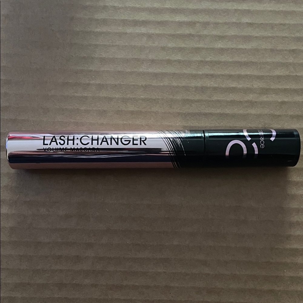 Catrice Lash Changer Volume Mascara - Black